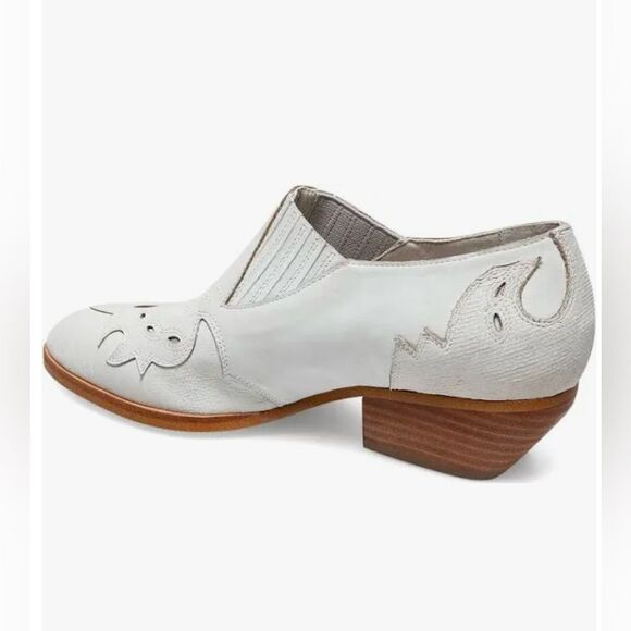 Anthropologie Silent D Tarvita Off-White Booties - Picture 2 of 12